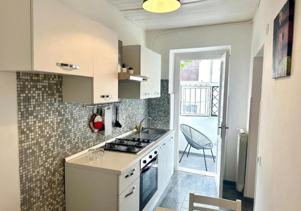 Jacuzzi Con Vista Favelas - Il Tuo Rifugio Esotico Urbano Apartment Velletri
